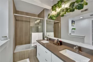 Photo #6: OC26010847 Listing