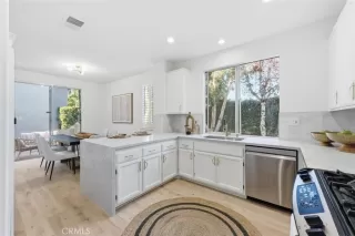 Photo #5: OC26011109 Listing 