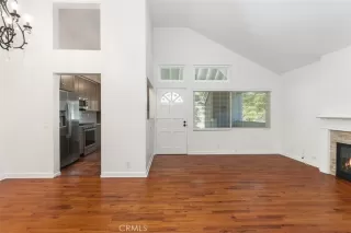 Photo #5: OC26011341 Listing