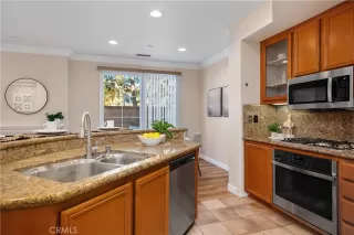 Photo #6: OC26011491 Listing 