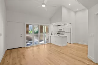 Photo #5: OC26012219 Listing 