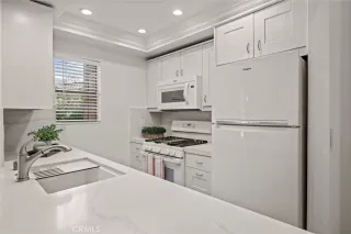 Photo #6: OC26012219 Listing 