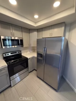 Photo #4: OC26012220 Listing 