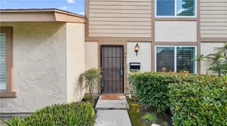 Photo #3: OC26012573 Listing 