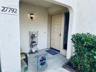 Photo #4: OC26012903 Listing