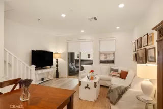 Photo #3: OC26013388 Listing 