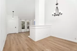 Photo #4: OC26013593 Listing 