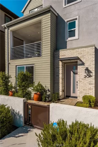 Photo #1: OC26013612 Listing