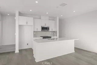 Photo #4: OC26014304 Listing