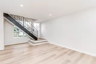 Photo #3: OC26014671 Listing