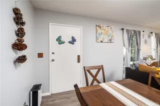 Photo #5: OC26015181 Listing