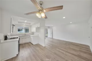 Photo #4: OC26015729 Listing