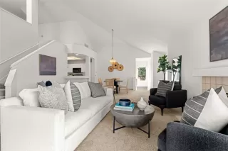 Photo #2: OC26015862 Listing