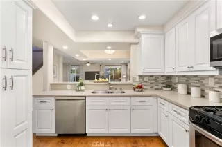 Photo #6: OC26016172 Listing 