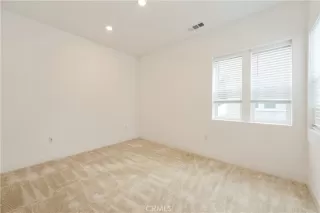 Photo #2: OC26016551 Listing