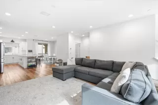 Photo #5: OC26016557 Listing 