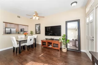 Photo #4: OC26016600 Listing