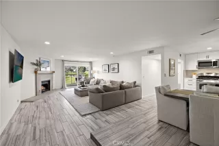 Photo #3: OC26016601 Listing