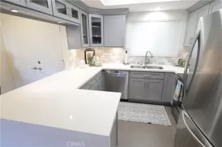 Photo #5: OC26016606 Listing