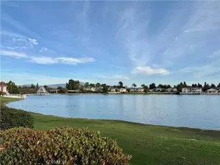 Photo #5: OC26016959 Listing