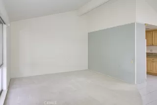 Photo #6: OC26017581 Listing 