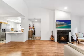 Photo #4: OC26017637 Listing