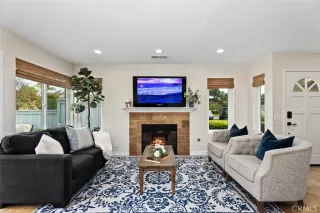 Photo #5: OC26018067 Listing