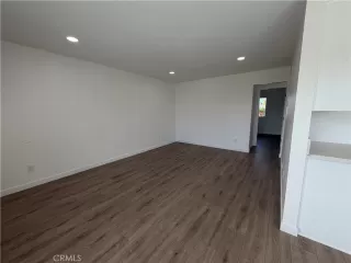 Photo #4: OC26018284 Listing 