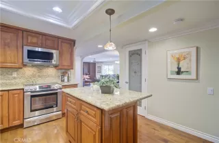 Photo #4: OC26018417 Listing