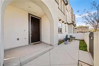 Photo #2: OC26018766 Listing 