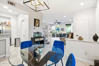 Photo #5: OC26019981 Listing 