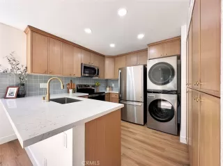 Photo #1: OC26020215 Listing