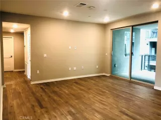 Photo #4: OC26020427 Listing