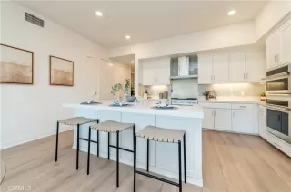 Photo #5: OC26020563 Listing 