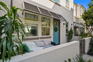 Photo #5: OC26020919 Listing