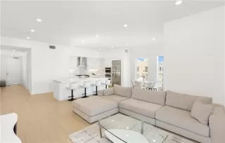 Photo #6: OC26021464 Listing 