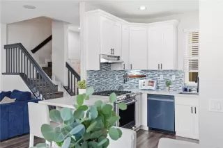 Photo #4: OC26021682 Listing 