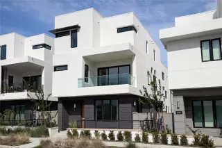 Photo #1: OC26022058 Listing 