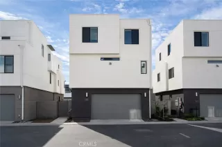 Photo #2: OC26022058 Listing 