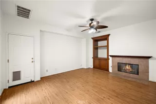 Photo #2: OC26022077 Listing