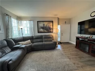 Photo #4: OC26022836 Listing 