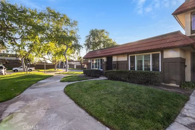 MLS: OC26022867 Condo For Sale