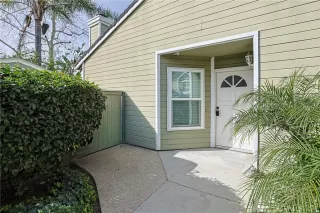 Photo #5: OC26023135 Listing