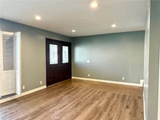 Photo #2: OC26023487 Listing 