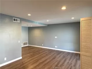 Photo #4: OC26023487 Listing 