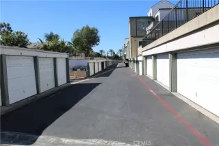 Photo #2: OC26023537 Listing