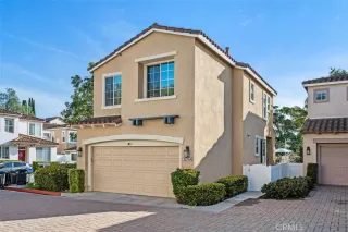 Photo #3: OC26023615 Listing