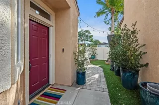 Photo #4: OC26023615 Listing