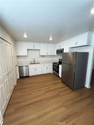 Photo #1: OC26023678 Listing 