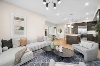 Photo #4: OC26024420 Listing